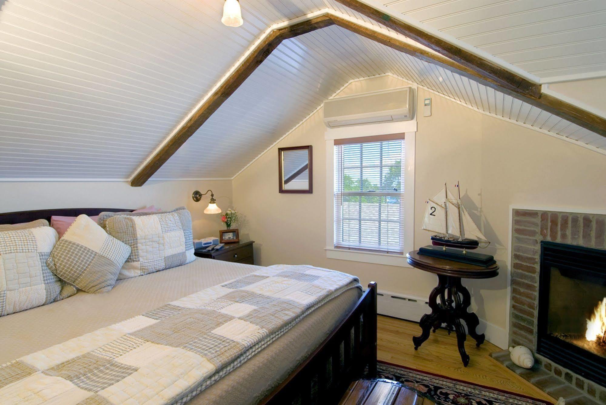 Revere Guest House Provincetown Room photo